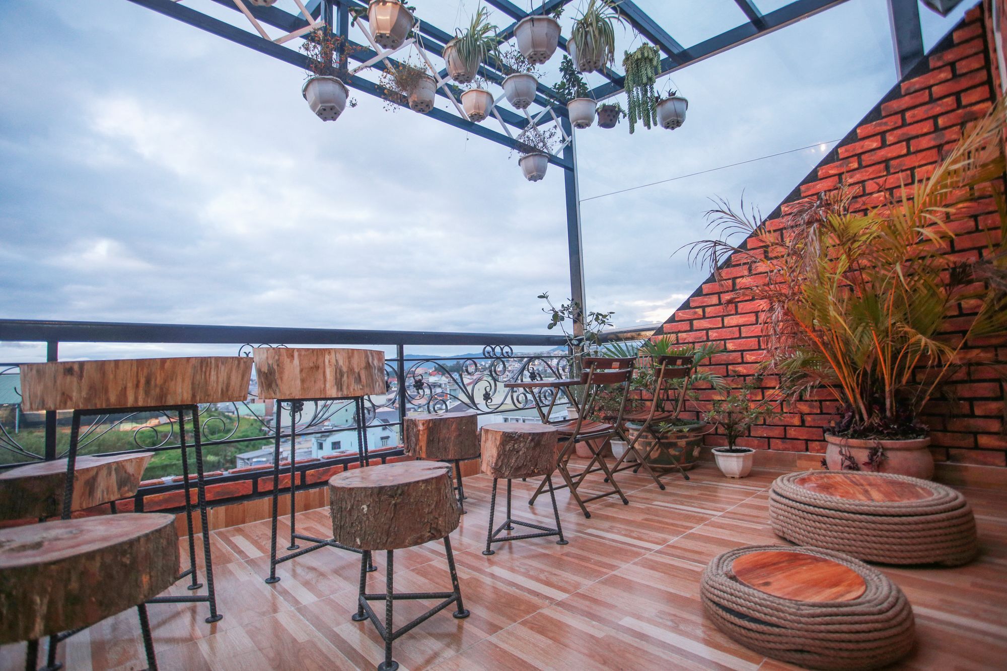 Spider Hostel Da Lat Zewnętrze zdjęcie